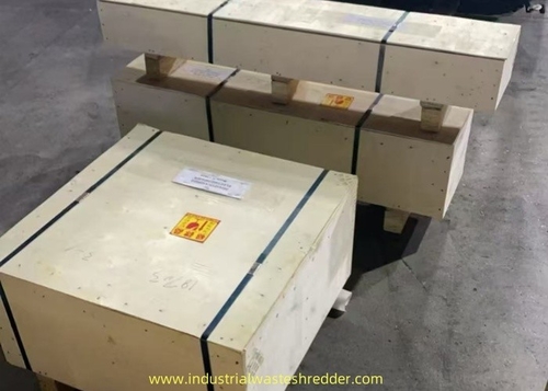Son şirket haberleri Nonwoven kumaş atık öğütücü, deri halı kırıcı Eski giysiler Çekme aksesuarları Hırvatistan için Eski müşteri