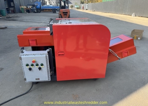 Son şirket haberleri Karbon Fiber Crusher Grinder, Laboratuvar Kullanımı İçin Patlama Dayanıklı Motor