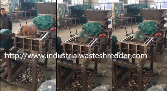 İyi bir fiyat. Metal Alüminyum Can Otomatik Aşırı Yük Koruması ile Düşük Hız Shredder çevrimiçi
