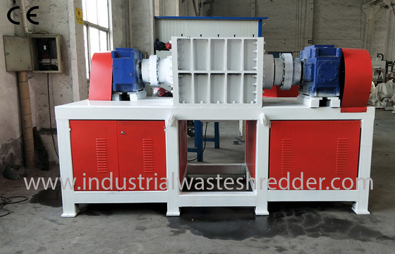 İyi bir fiyat. Yüksek Kapasiteli HDPE / PE Parçalayıcı, Tarımsal Atık Geri Dönüşüm Makinesi çevrimiçi