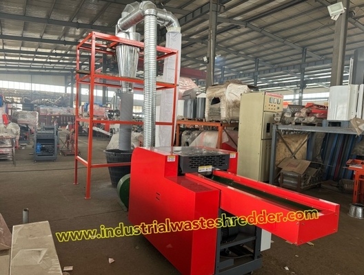 İyi bir fiyat. 800F Fiberglass Mesh Crusher Hdpe Net Shredder Makine Enerji tasarrufu yapma dayanıklı bıçağı 7.5KW kesme motoru çevrimiçi