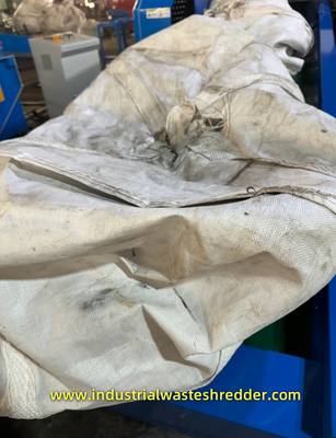 İyi bir fiyat. Büyük Raffia Çuval Şırıngacı Süper Çuval Şırınga Mühennesi Özel Kapasite Serbestleme Boyutu çevrimiçi