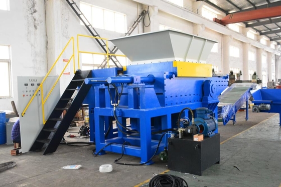 İyi bir fiyat. Dokuma Çanta Tek Şaftlı Shredder 380 V / 50 Hz Düşük Enerji Tüketimi çevrimiçi